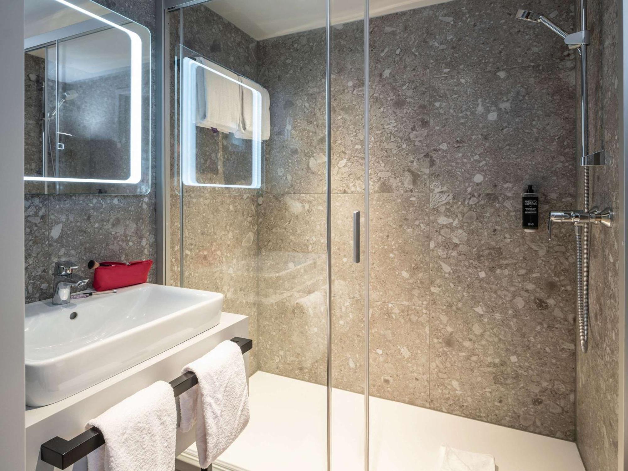 Ibis Styles Graz Messe Hotel Екстериор снимка