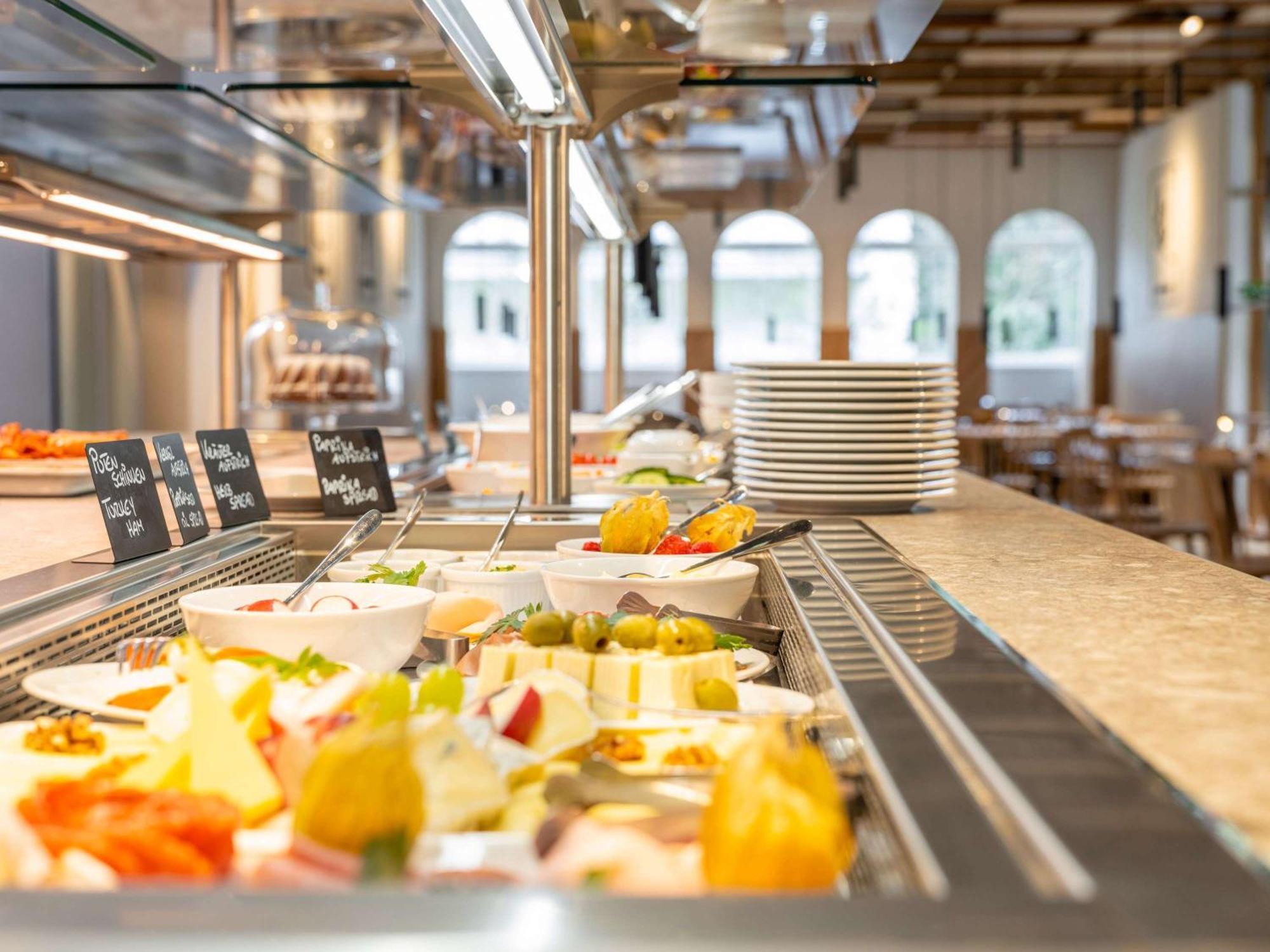 Ibis Styles Graz Messe Hotel Екстериор снимка
