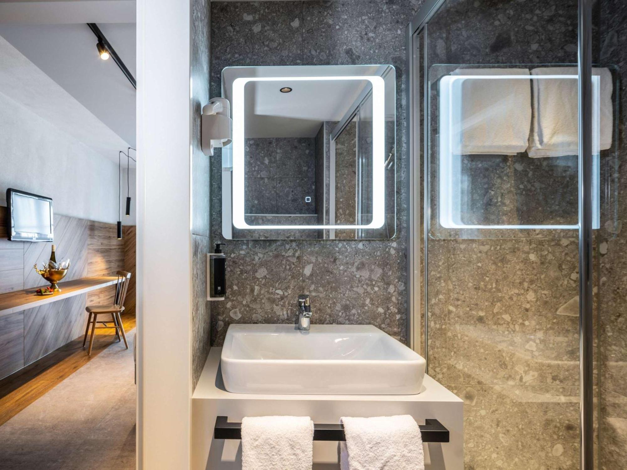 Ibis Styles Graz Messe Hotel Екстериор снимка